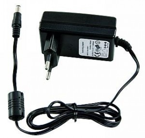 Stecker-Netzger�t McPower  SNG-1215  Switchmode, 12V=/1,5A, 5,5mm Koaxstecker (Innen 2,5mm)